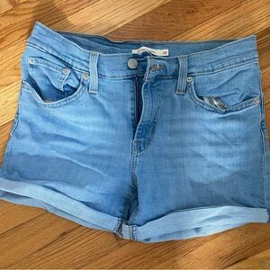 Levi’s mid length shorts